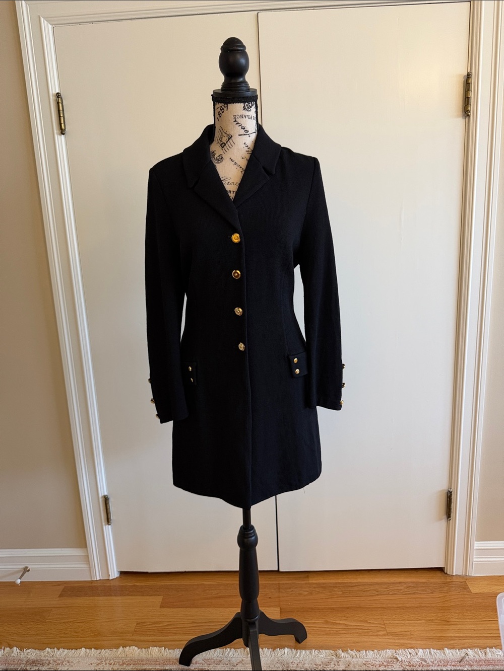 St John Collection By Marie Gray knit Black Long Tailored Coat Size 8